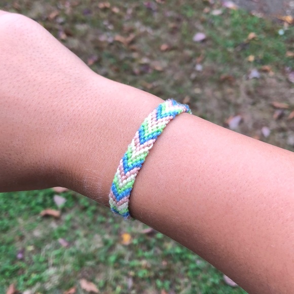 Chevron Bracelet - Picture 2 of 2